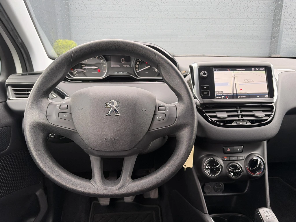 Peugeot 208 – foto 5