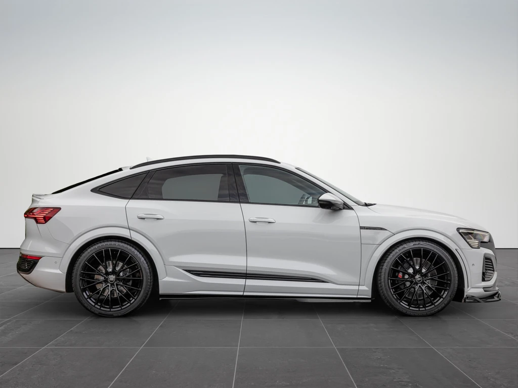 Audi Q8 Sportback e-tron – foto 7