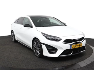 Kia ProCeed – thumbnail 12
