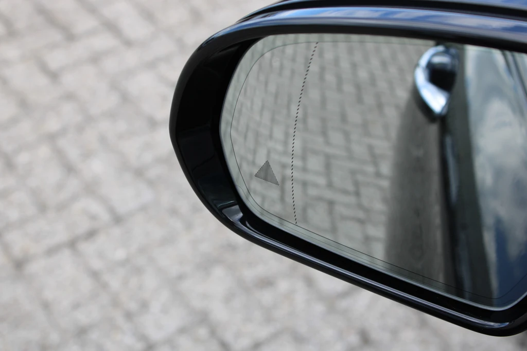 Mercedes-Benz E-Klasse – foto 12