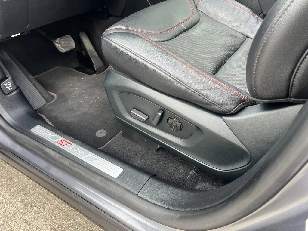 Ford Explorer – foto 20