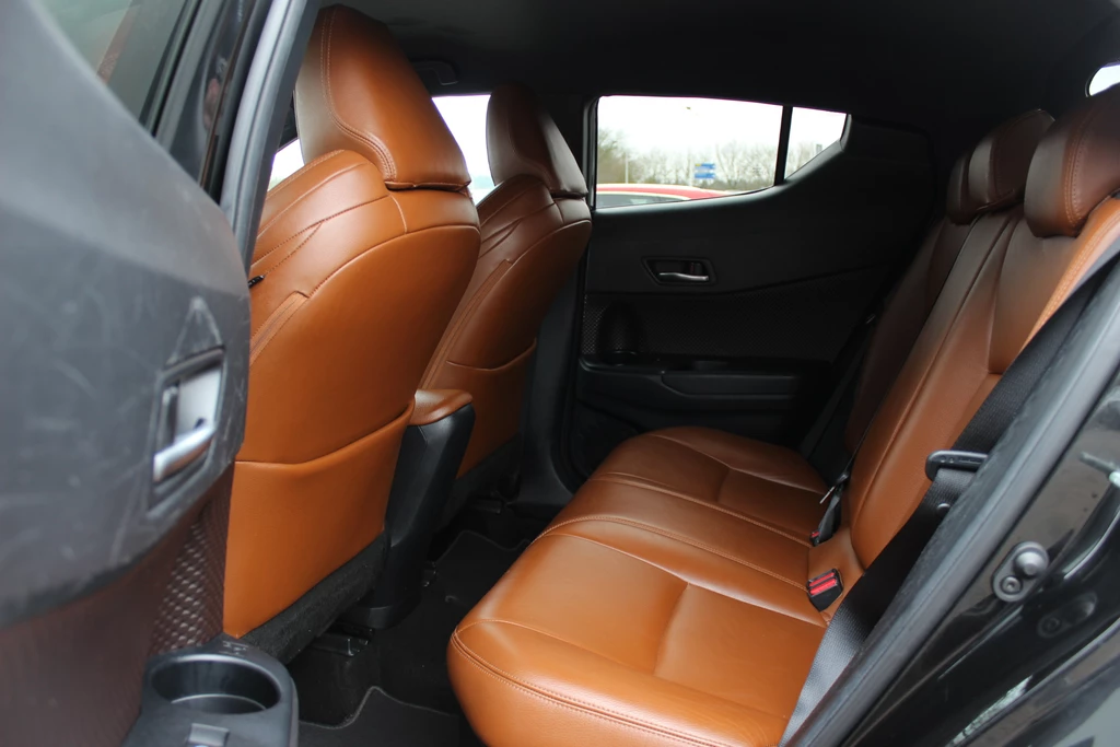 Toyota C-HR – foto 13