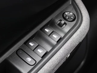 Opel Frontera – thumbnail 29