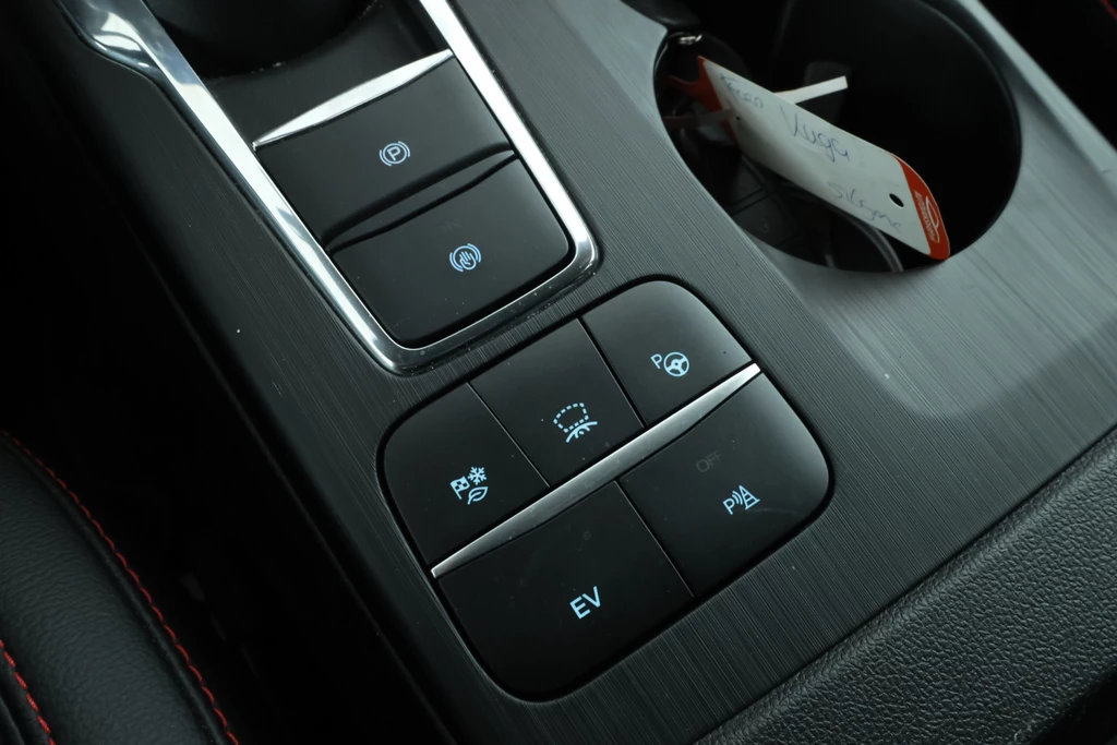Ford Kuga – foto 36