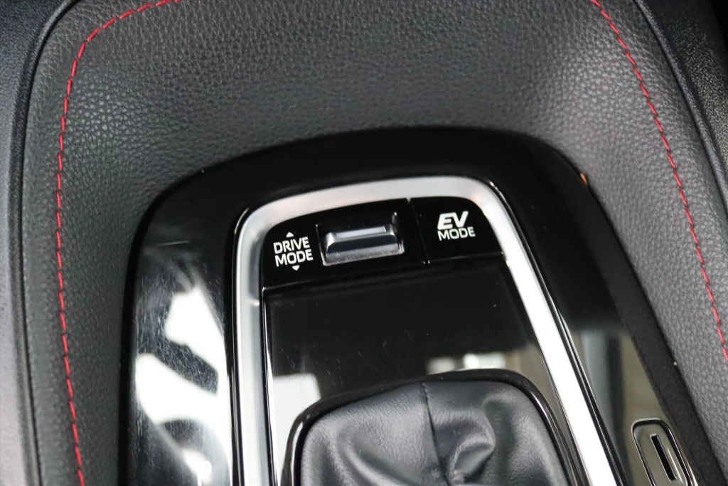 Toyota Corolla Touring Sports – foto 34