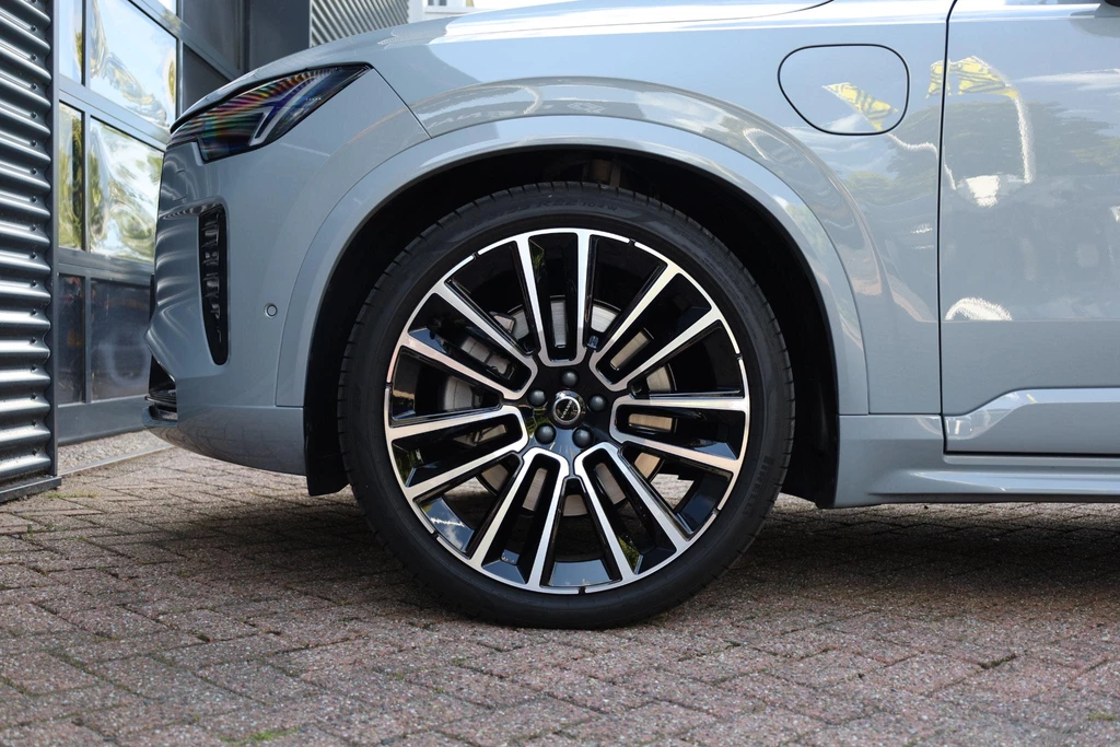 Volvo XC90 – foto 11