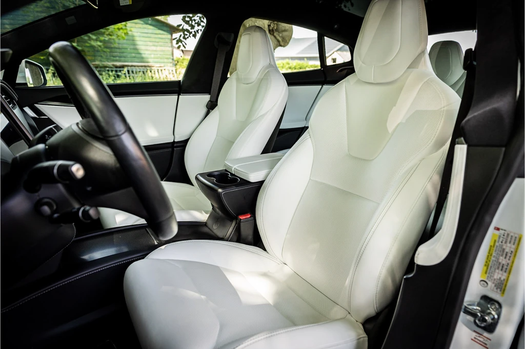 Tesla Model S – foto 11