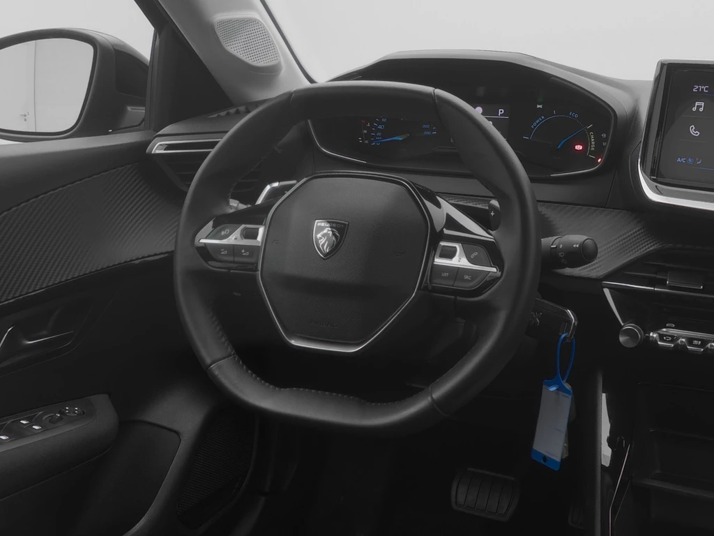 Peugeot 208 – foto 24