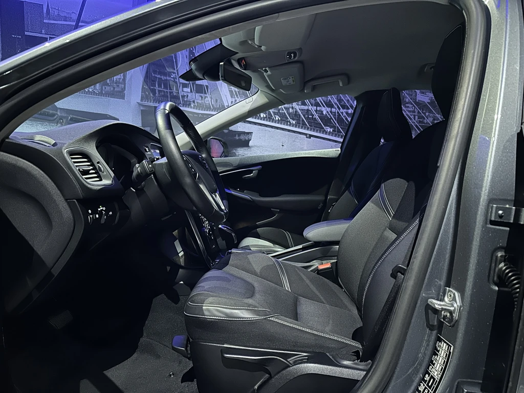 Volvo V40 – foto 20