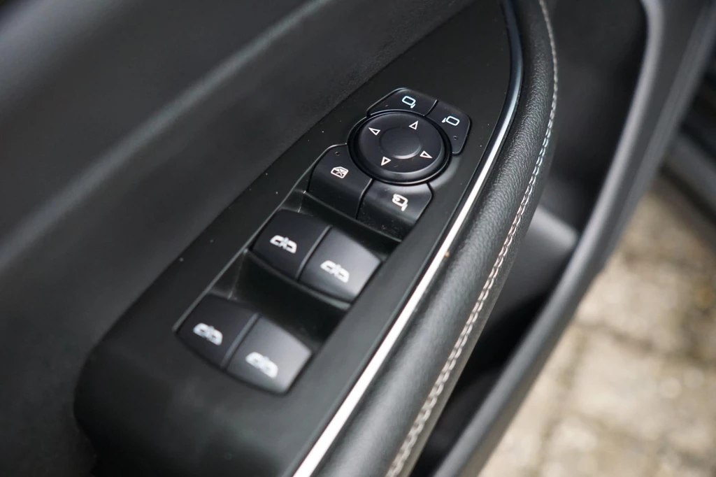 Opel Insignia – foto 33