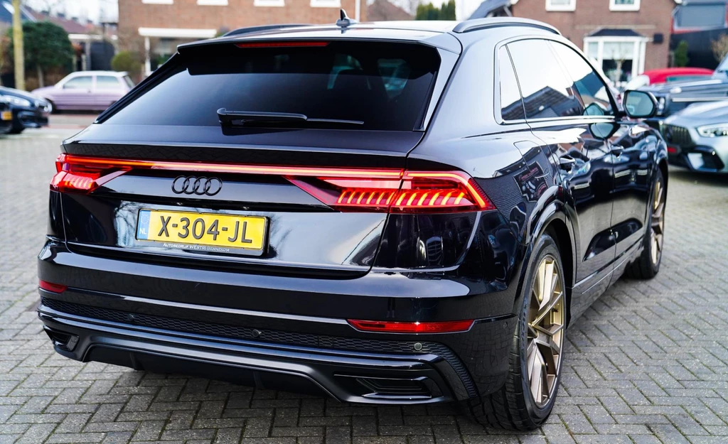 Audi Q8 – foto 9