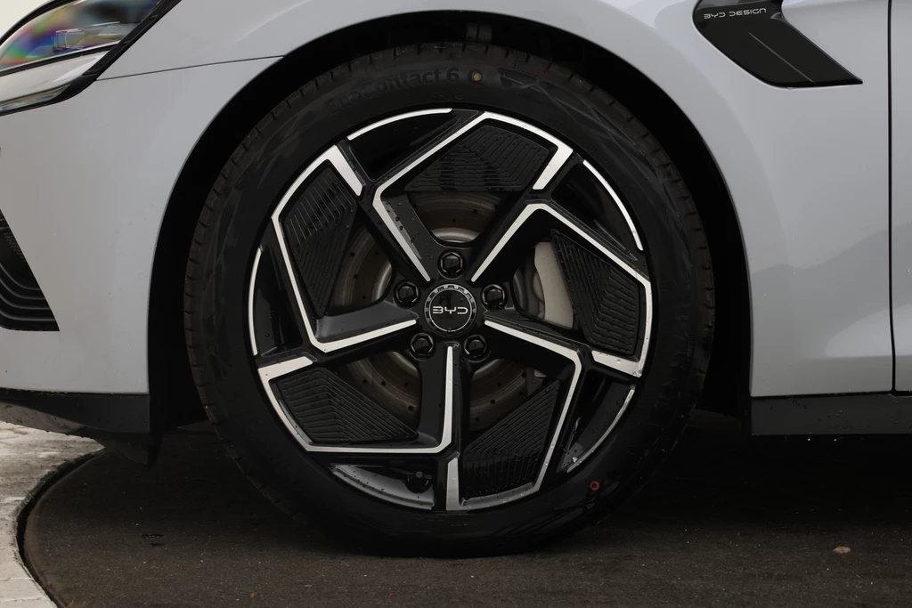 BYD SEAL – foto 8