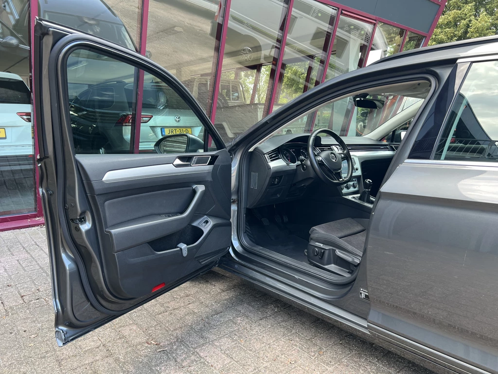 Volkswagen Passat – foto 11