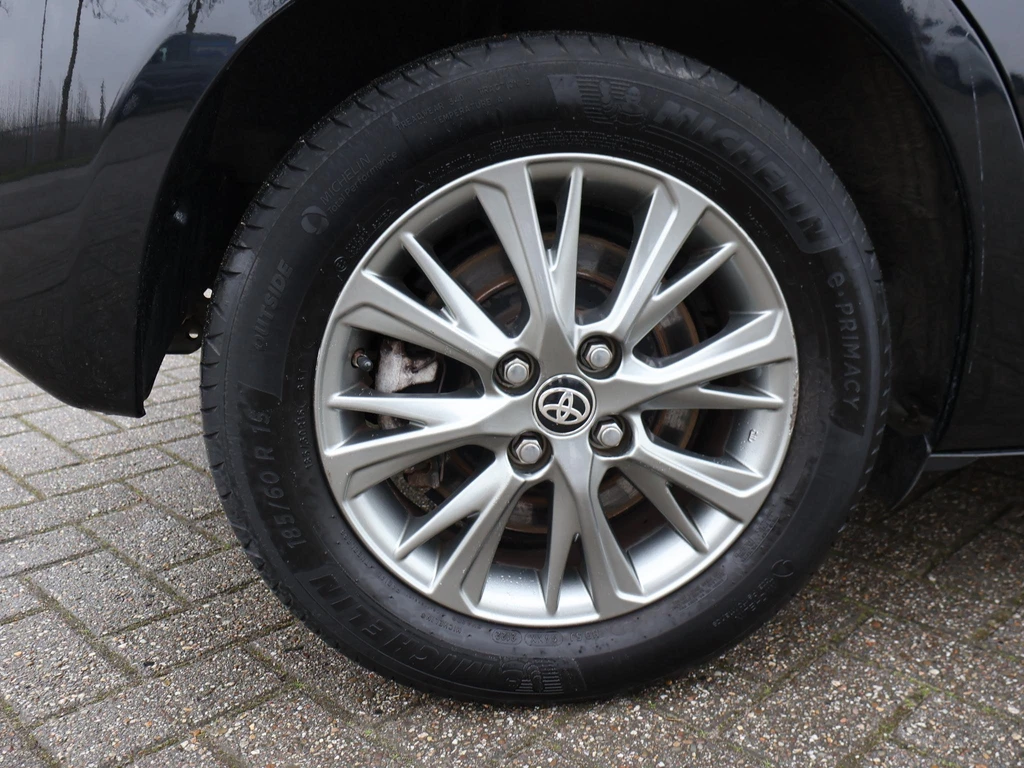 Toyota Yaris – foto 11