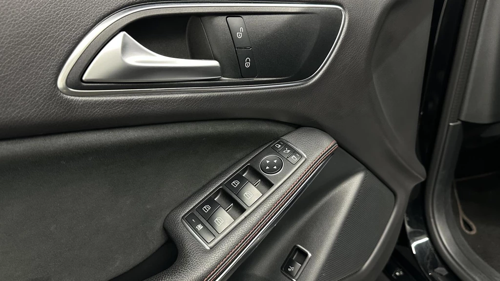 Mercedes-Benz GLA – foto 30