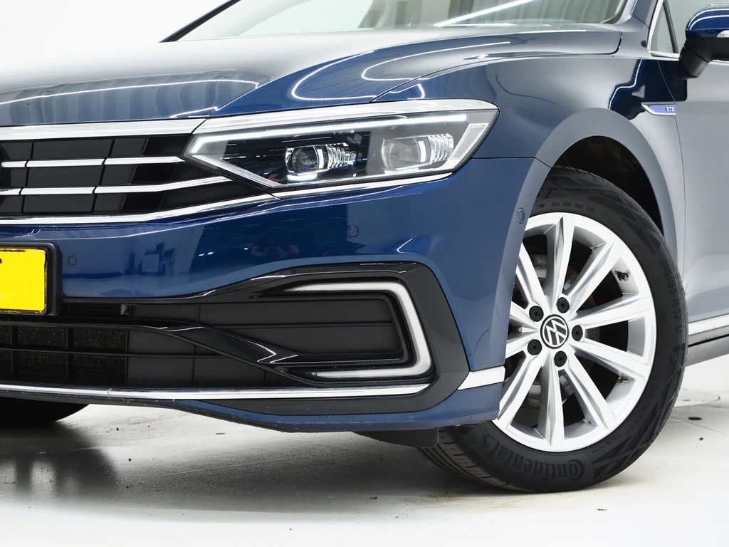 Volkswagen Passat – foto 11