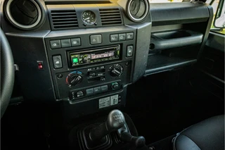 Land Rover Defender – thumbnail 15
