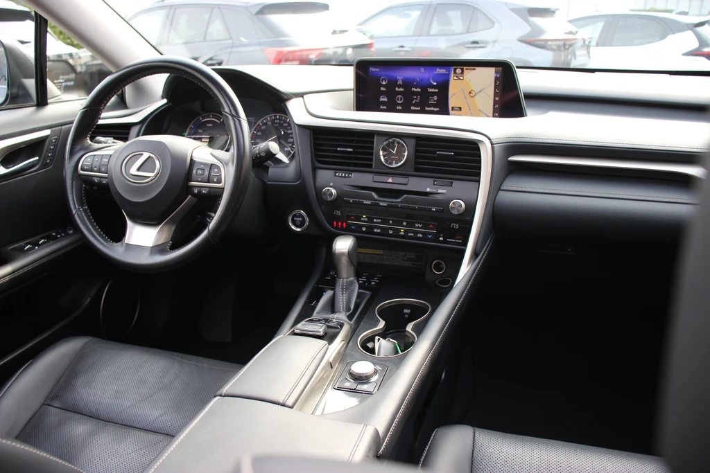 Lexus RX – foto 10