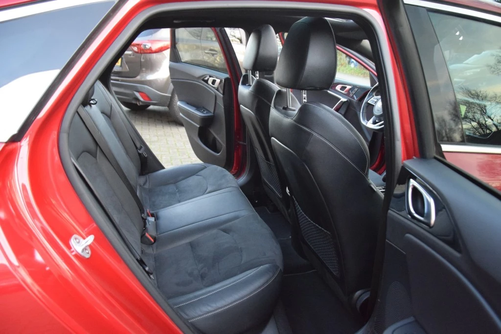 Kia ProCeed – foto 15