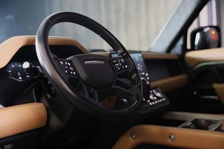 Land Rover Defender – thumbnail 18