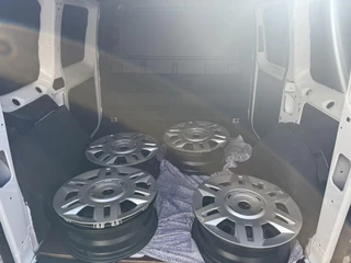 Ford Transit Connect – thumbnail 9