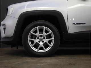 Jeep Renegade – thumbnail 17