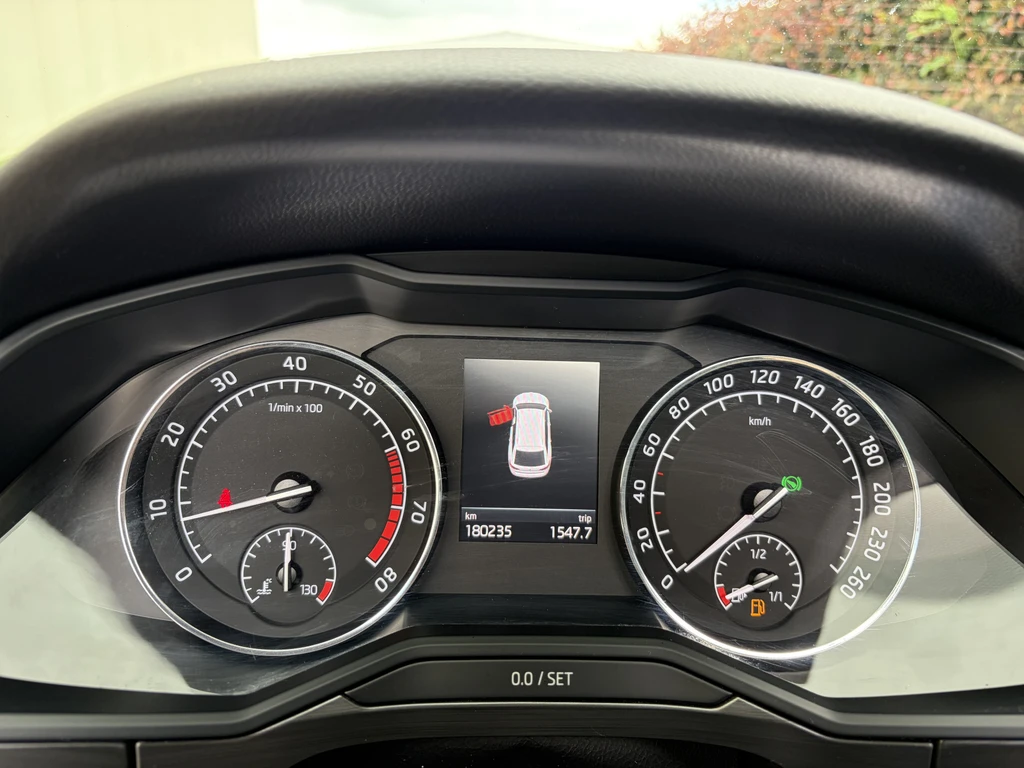 Škoda Superb – foto 17