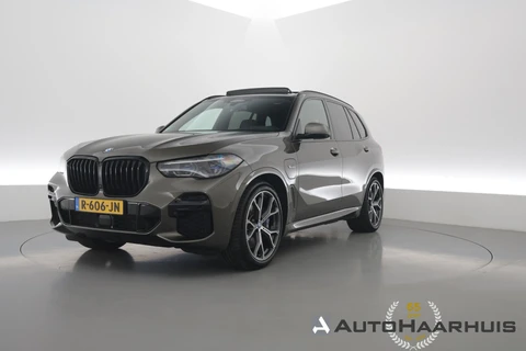 BMW X5 xDrive45e M Sport | Orgi. NL | Skylounge | Active steering | Carbon int. | Massage | HUD | Laser | H&K Audio |