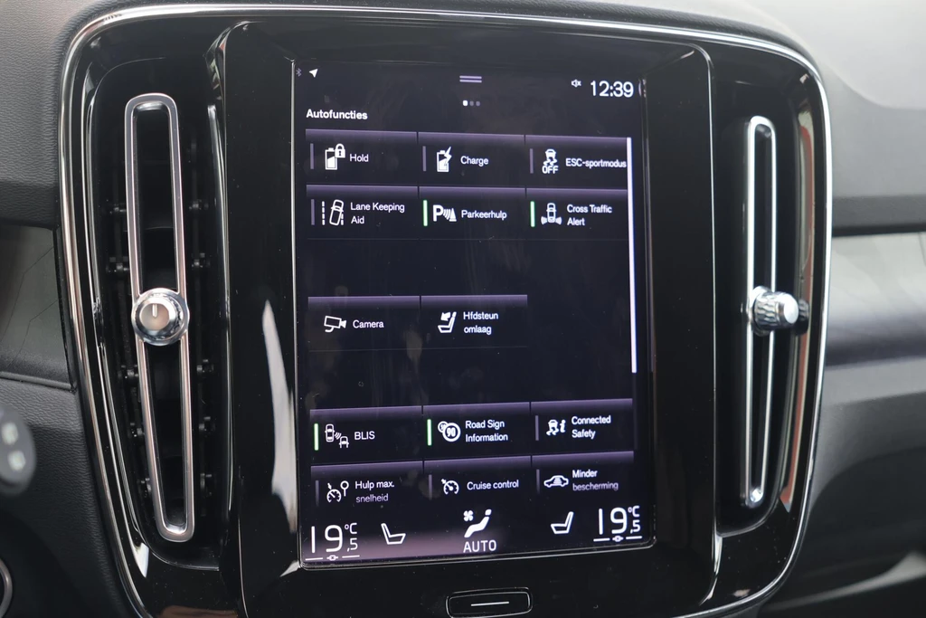 Volvo XC40 – foto 28