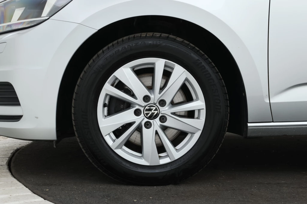 Volkswagen Touran – foto 7