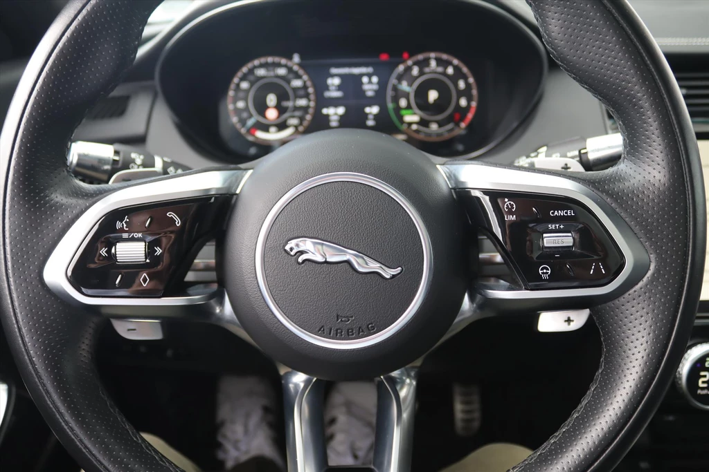 Jaguar E-PACE – foto 38