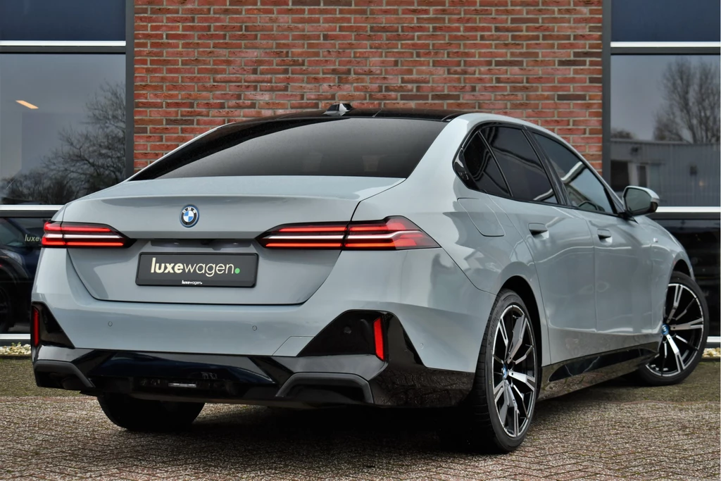 BMW 5 Serie – foto 12