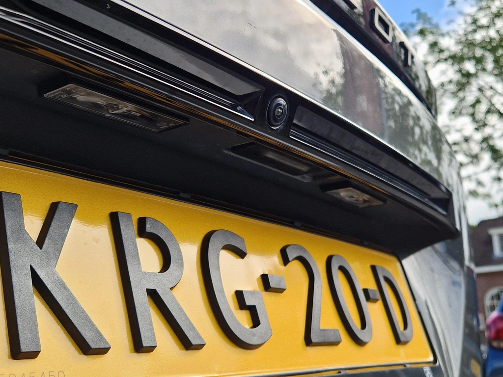 Peugeot e-2008 – foto 12