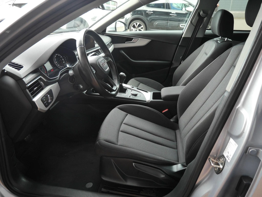 Audi A4 – foto 8