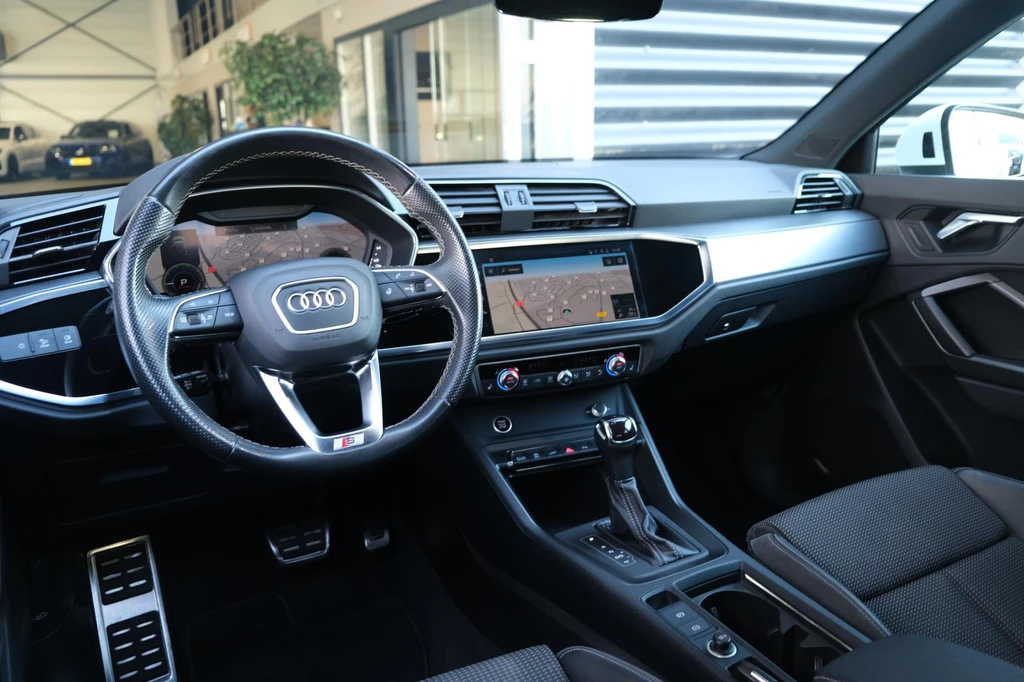 Audi Q3 – foto 14