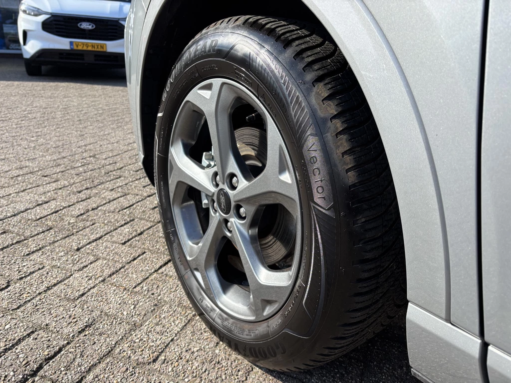Ford Kuga – foto 13