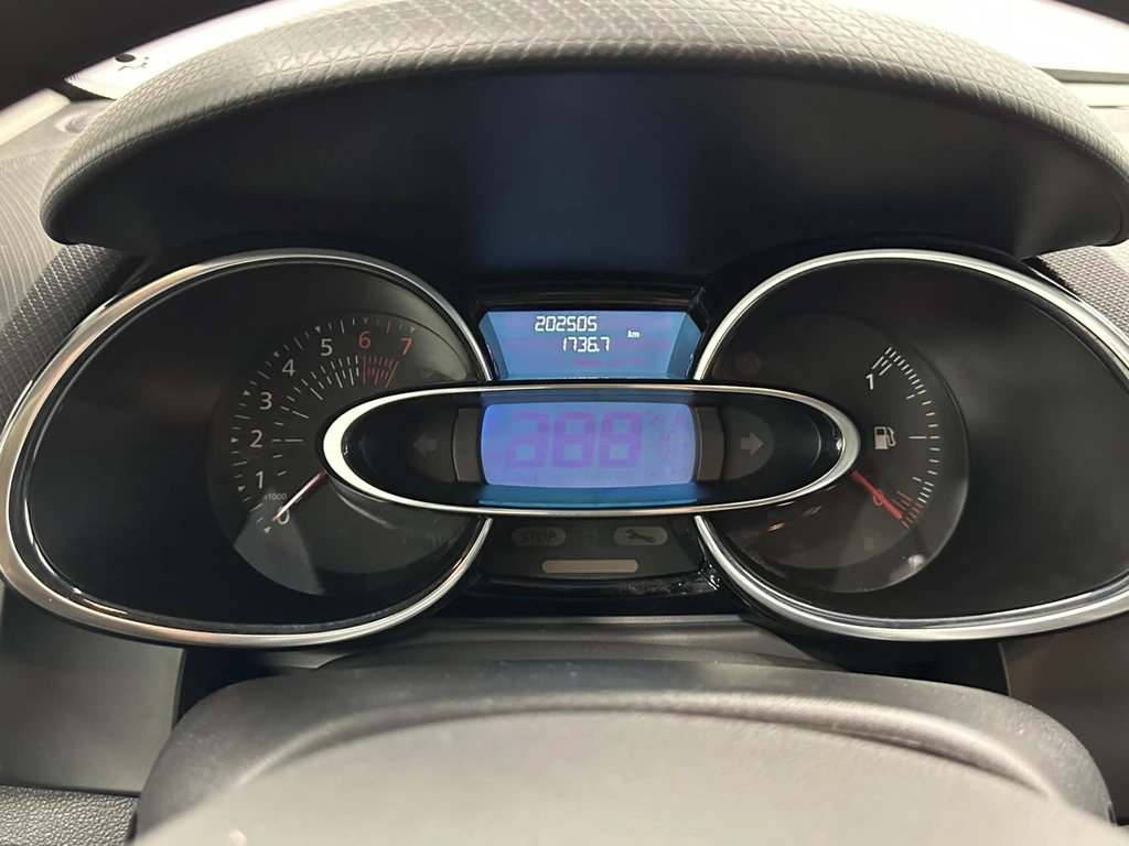 Renault Clio – foto 24