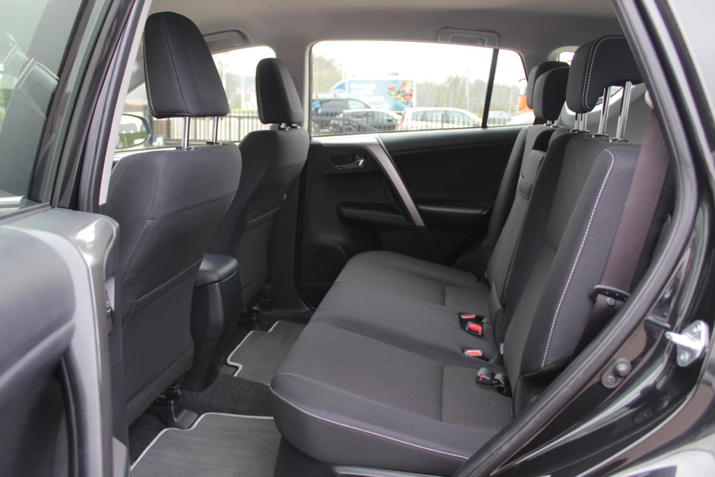 Toyota RAV4 – foto 14