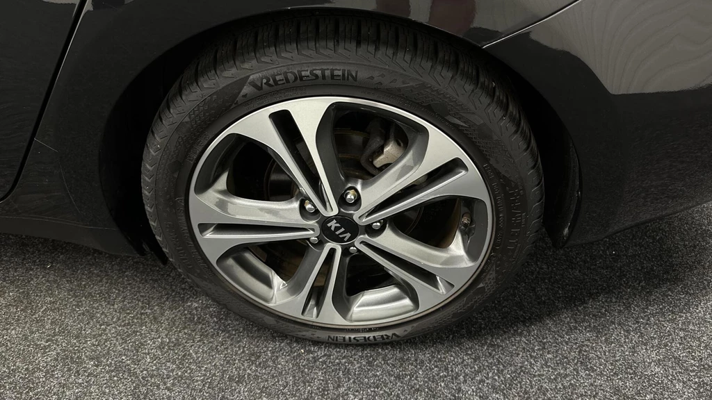 Kia cee'd – foto 12