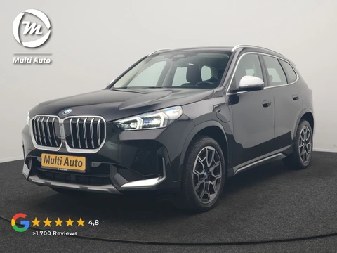 BMW X1 xDrive25e PHEV 245pk Dealer O.H | Trekhaak Af Fabriek | Adaptive Cruise | 360 Camera | Head Up | Harman / Kardon | Sportstoelen Memory & Massage | Stoelen & Stuur Verwarmd | Apple Carplay | DAB | Navigatie | Virtual | 19"L.M | Plug In Hybrid |