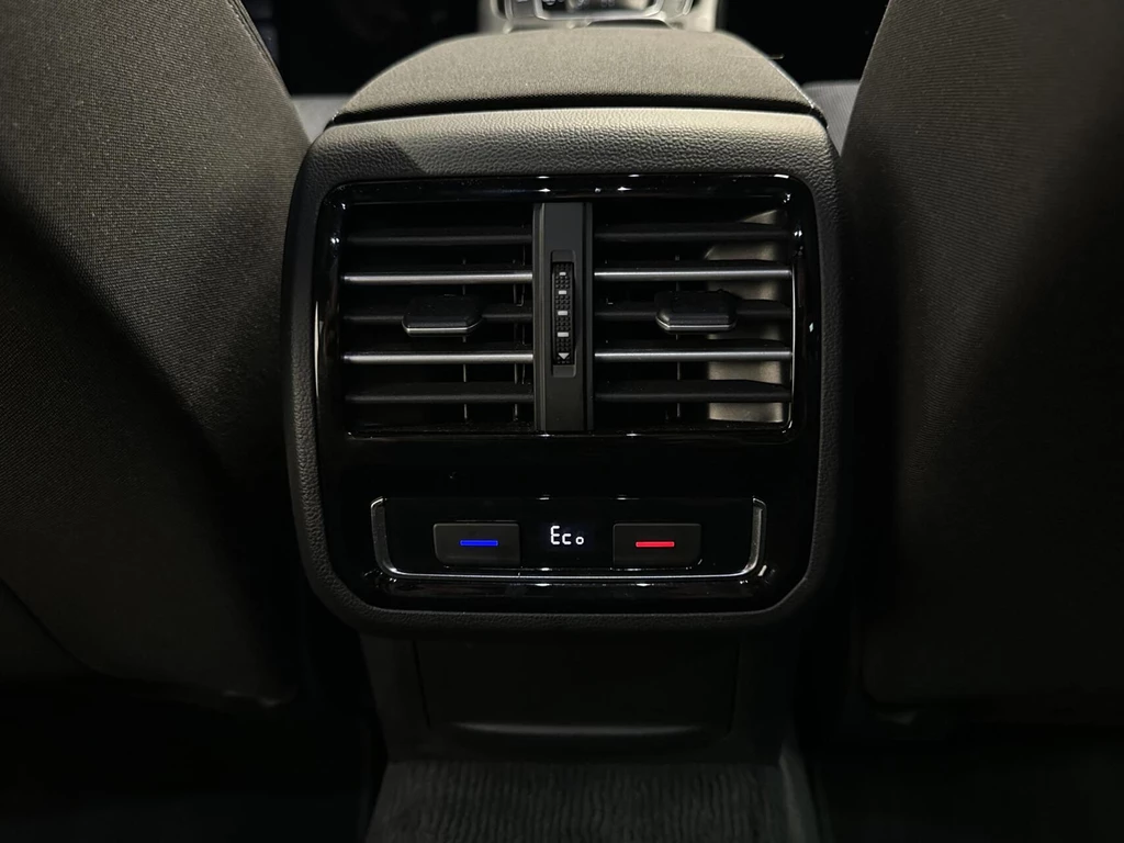 Volkswagen Passat – foto 32