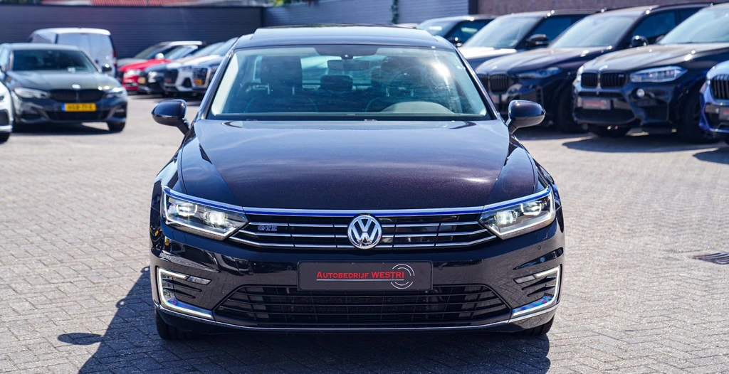 Volkswagen Passat – foto 12
