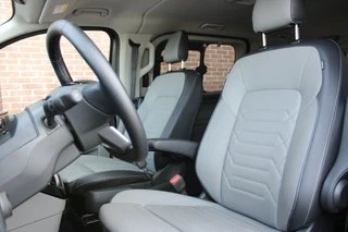 Ford Tourneo Custom – thumbnail 11