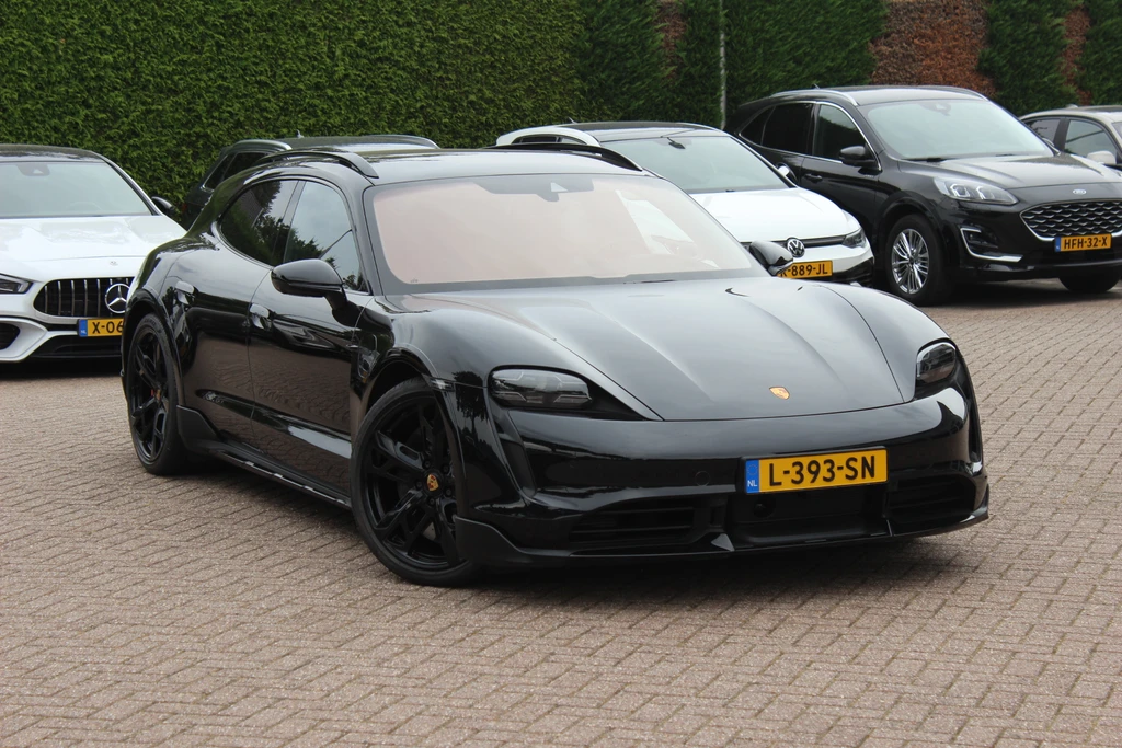 Porsche Taycan – foto 8