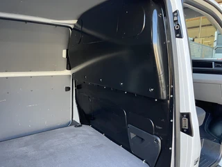 Volkswagen Transporter – thumbnail 25