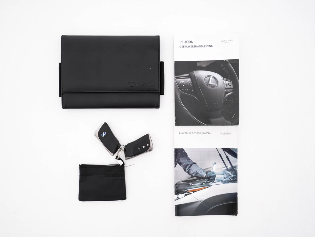 Lexus ES – foto 33