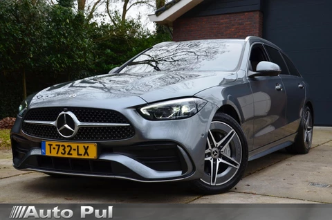 Mercedes-Benz C-klasse Estate 300 e AMG Line Automaat/Navi/Pdc/Ecc/Burmester 3D Surround Sound systeem/Rondomzicht camera/Stoelverwarming/Elektrisch verstelbare stoelen/Privacy-Glass/18-Inch Lmv