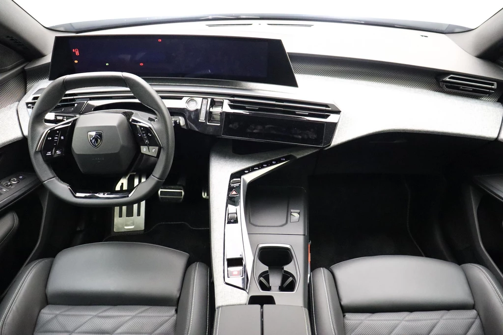 Peugeot e-5008 – foto 20