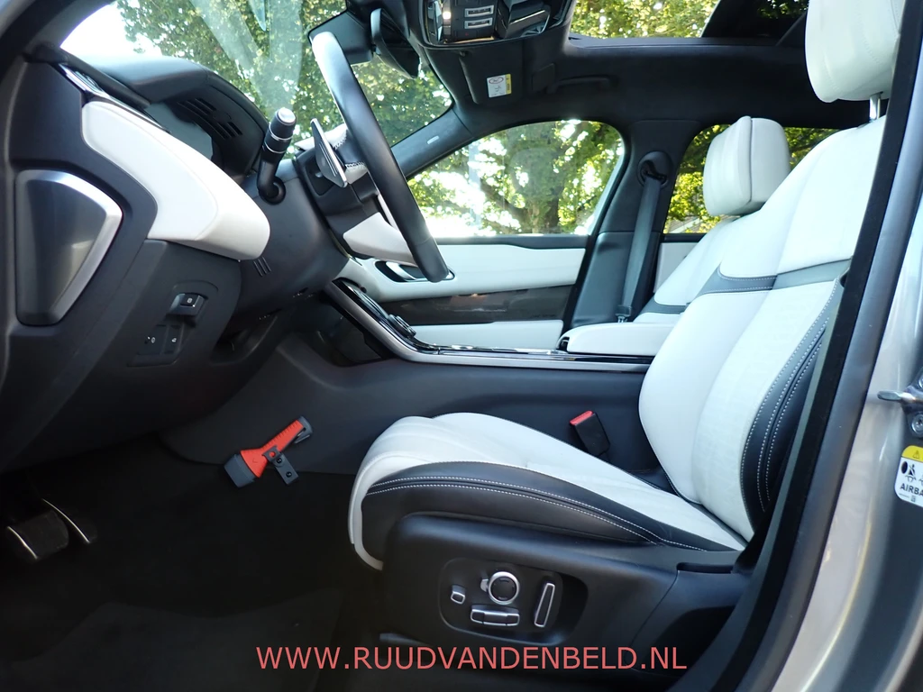 Land Rover Range Rover Velar – foto 12