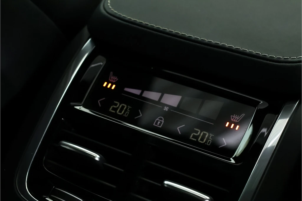 Volvo XC90 – foto 20